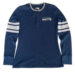 Women’s NFL Team Apparel Seahawks Long Sleeve Shirt Size Small In Navy Blue